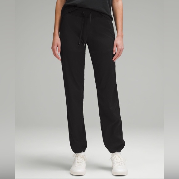 Lululemon Dance Studio Pant - BNWT size 2 - Picture 2 of 6